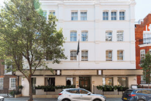 Holmes Hotel